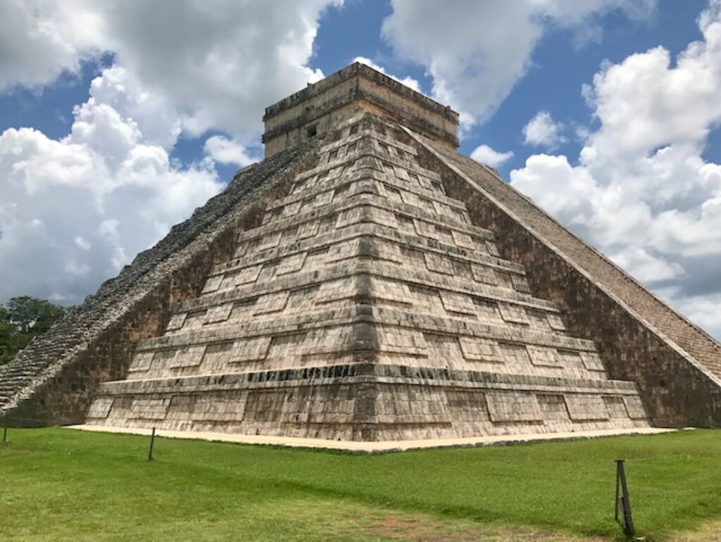 La pirámide de Yucatán, actividad obligatoria en Riviera Maya